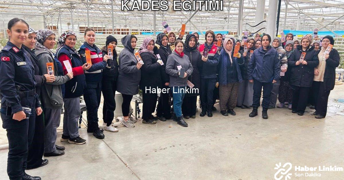 "Kütahya Simav'da Jandarma Ekiplerinden Örnek Davranış: Sera Çalışanı Kadınlara KADES Eğitimi" başlı